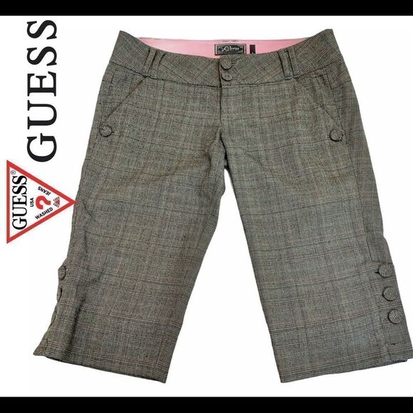 Guess Pants - GUESS gray with pink stripe Bermuda plaid shorts size 26